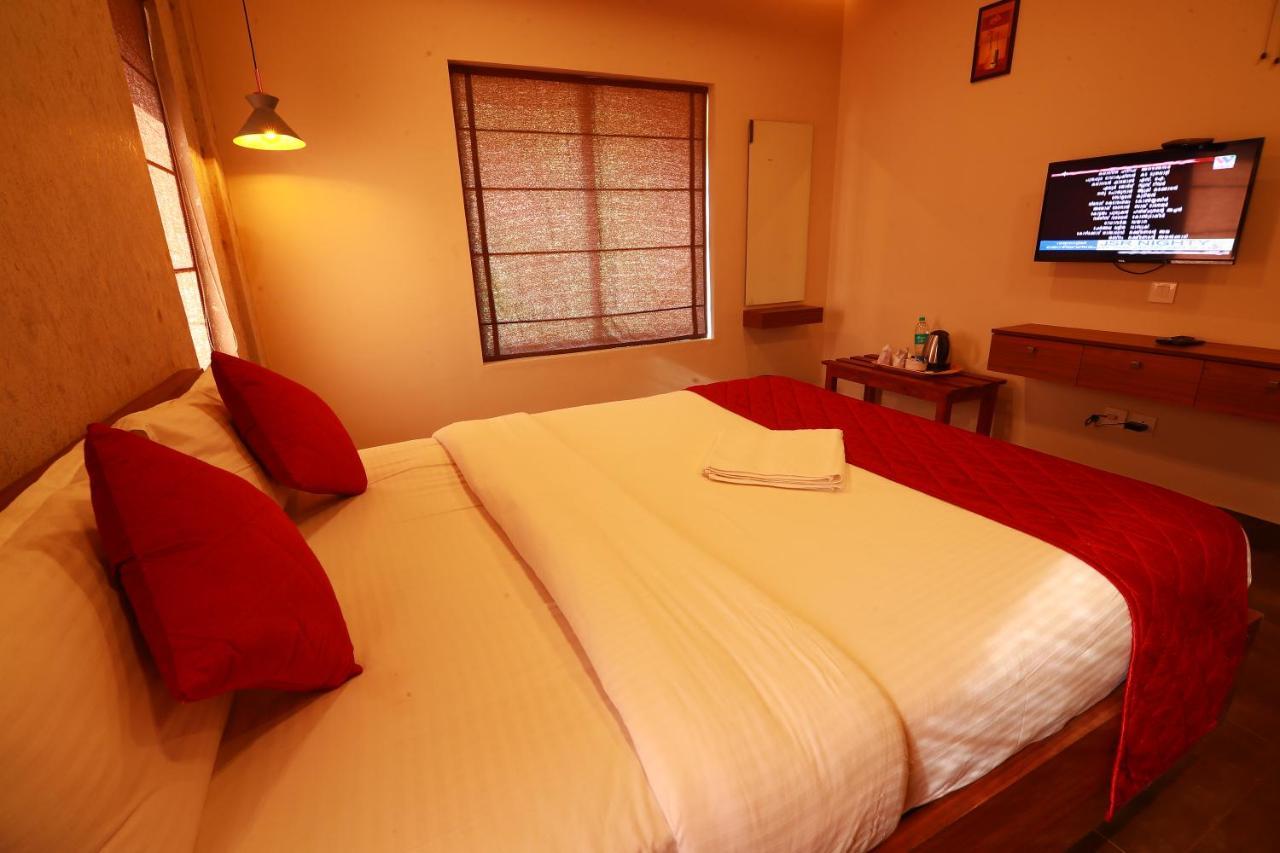 Bonita Banasura Hotel ไวทีรี ภายนอก รูปภาพ