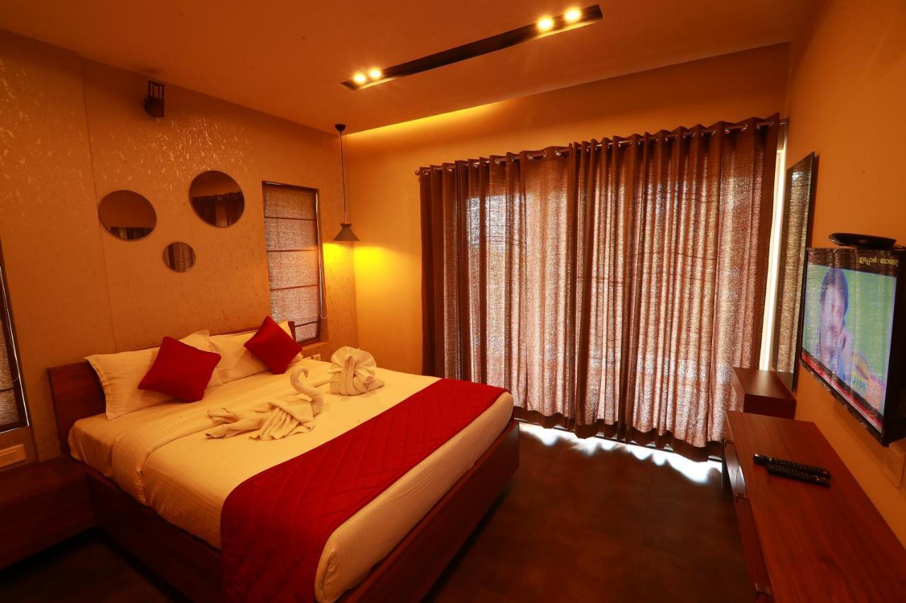 Bonita Banasura Hotel ไวทีรี ภายนอก รูปภาพ